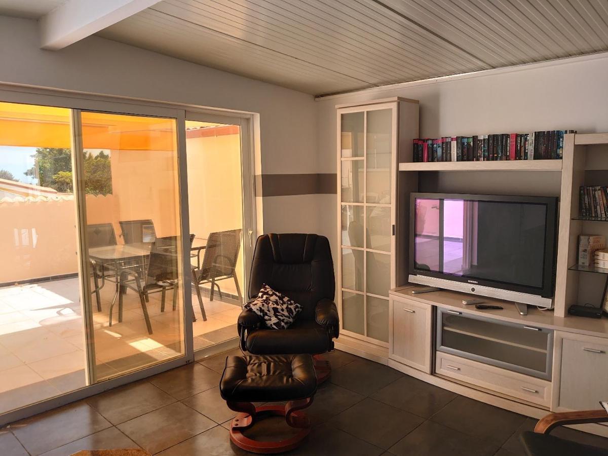 Ferienwohnung Marlene San Bartolomé エクステリア 写真
