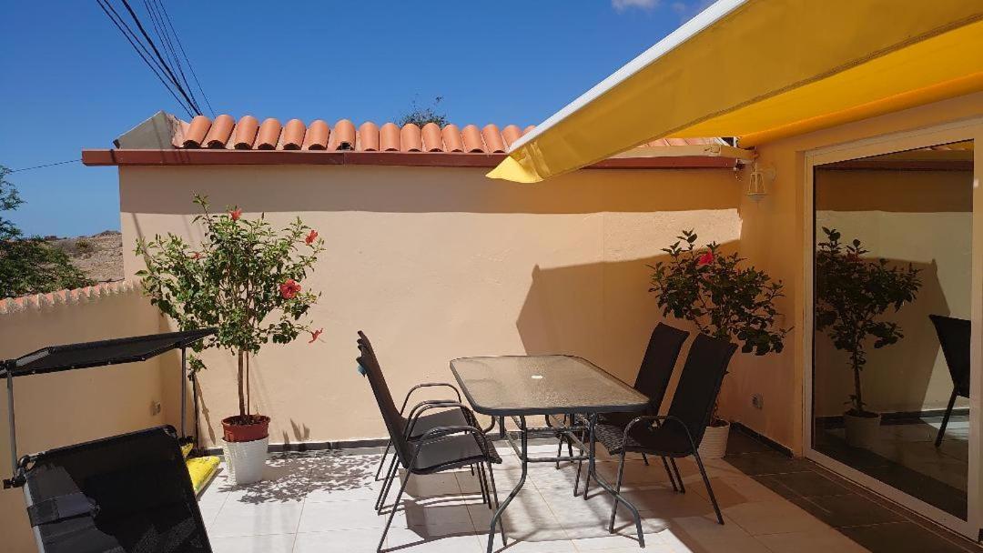 Ferienwohnung Marlene San Bartolomé エクステリア 写真